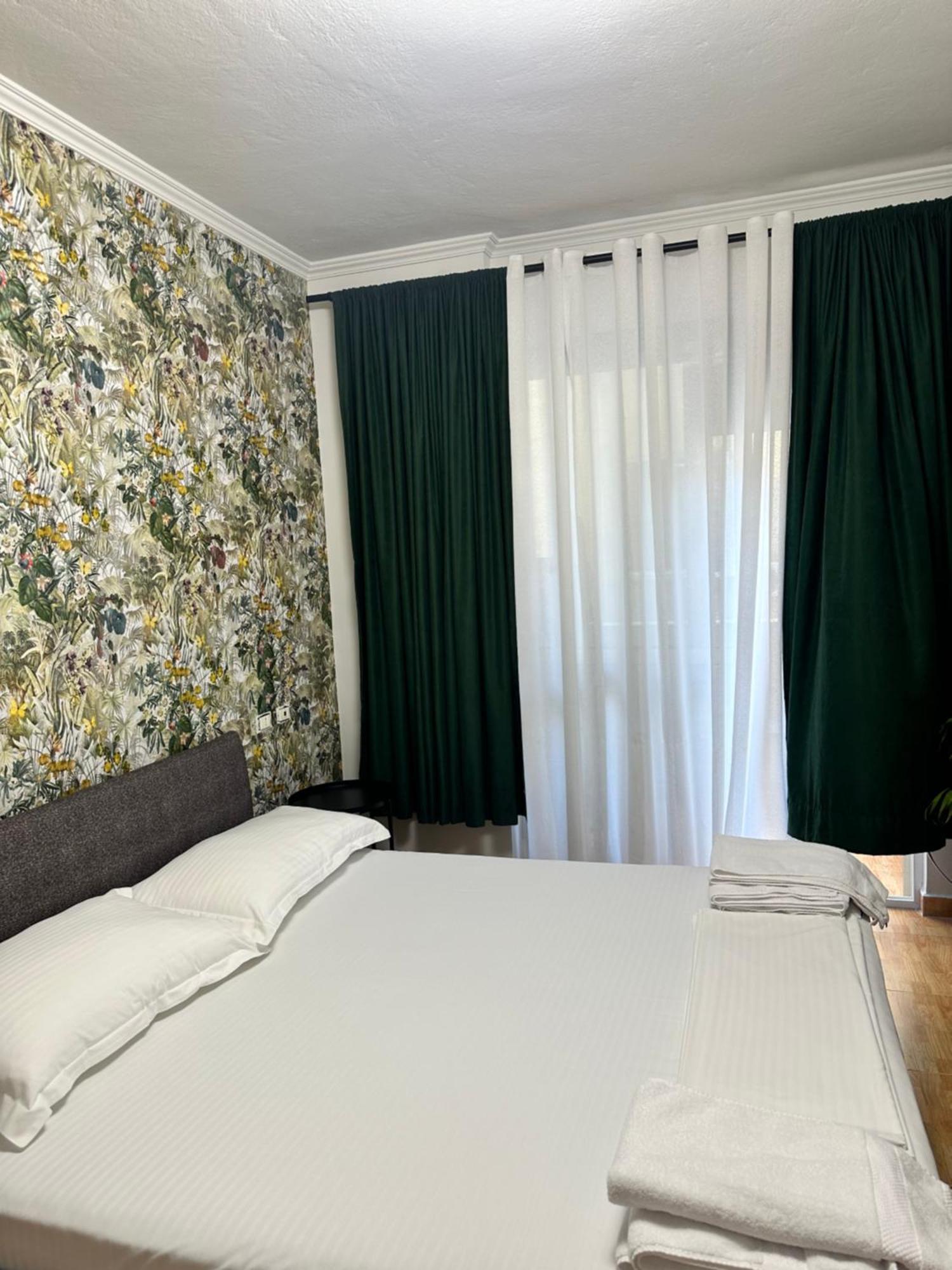 Green Home Apartment