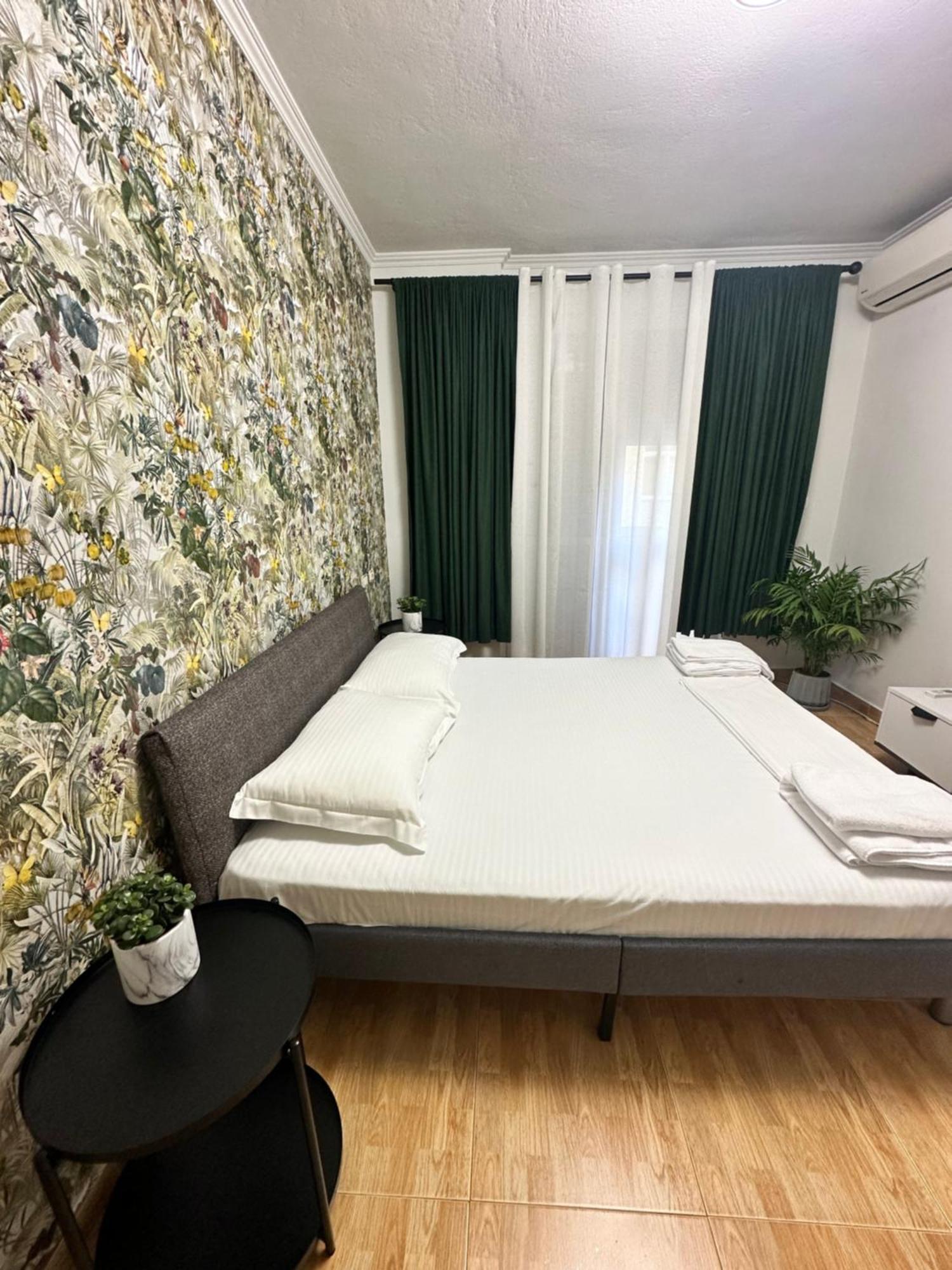 Apartment Green Home Tirana